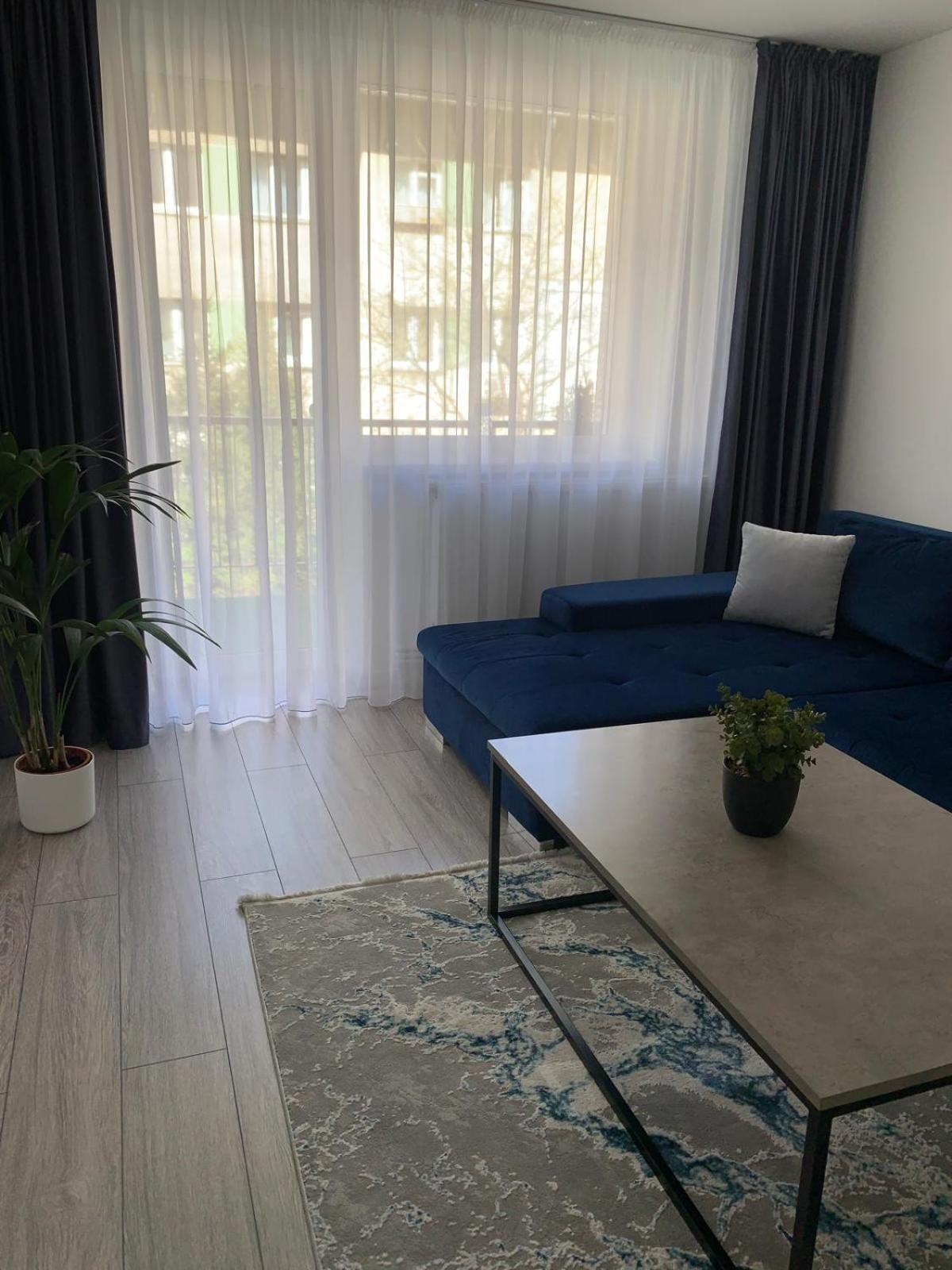 Rose Apartment Piatra Neamt Exterior photo